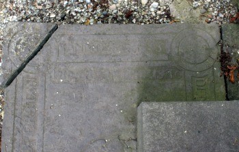 Noordzijde grafsteen